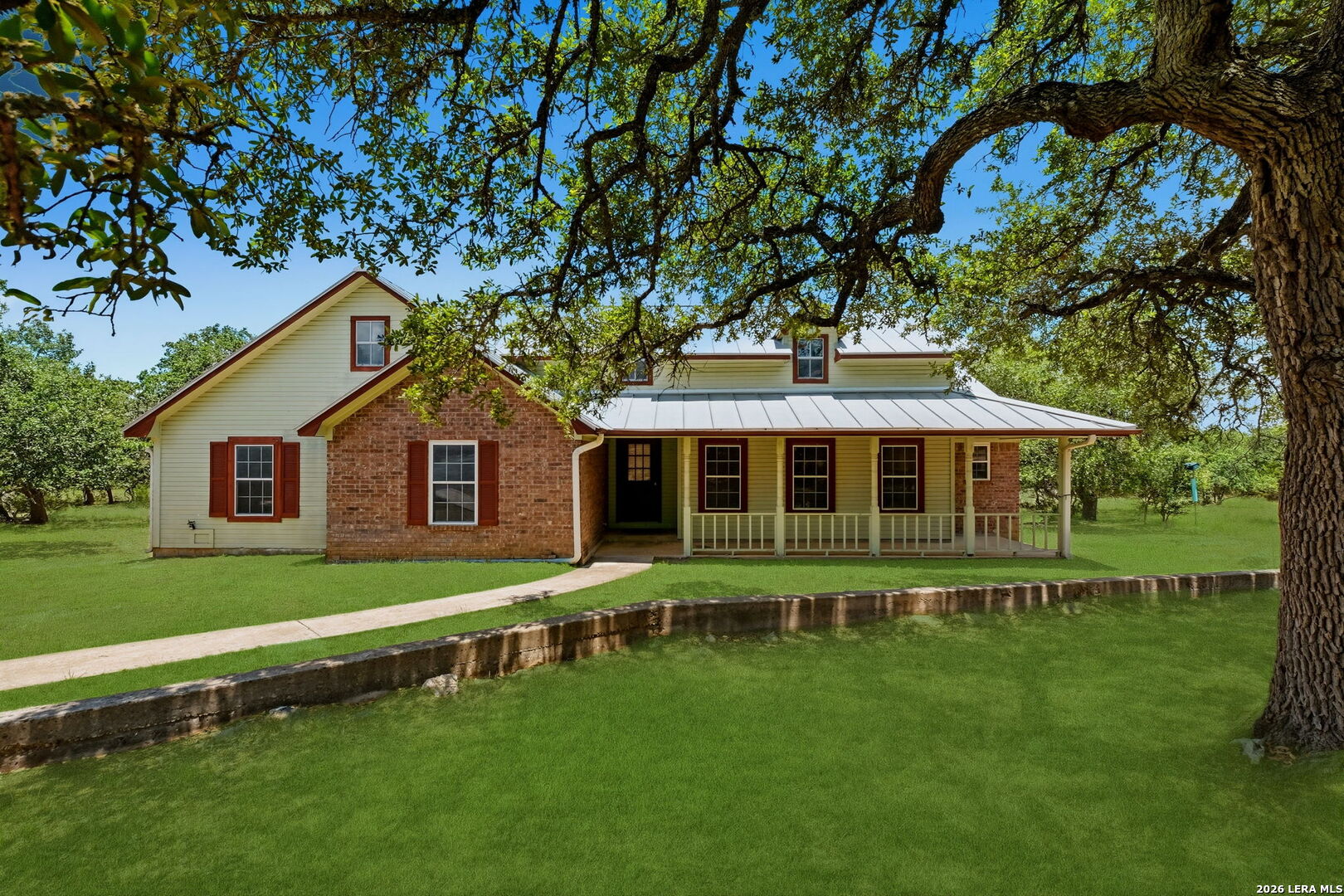 371 Twin Canyon Dr — photo 1