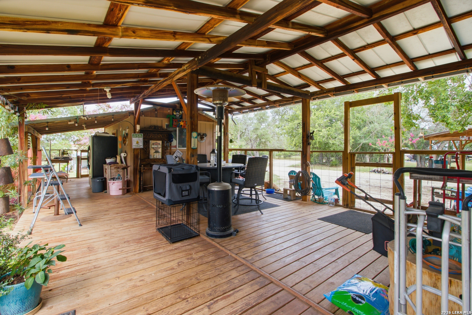 443 Oak Hills Rd — photo 1