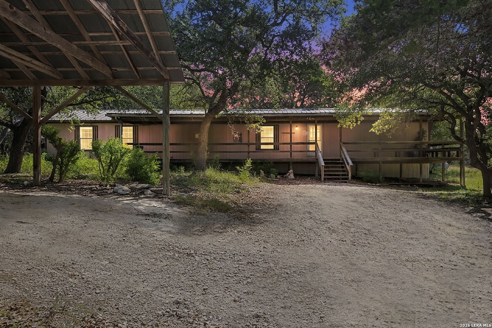 184 Linda — photo 1