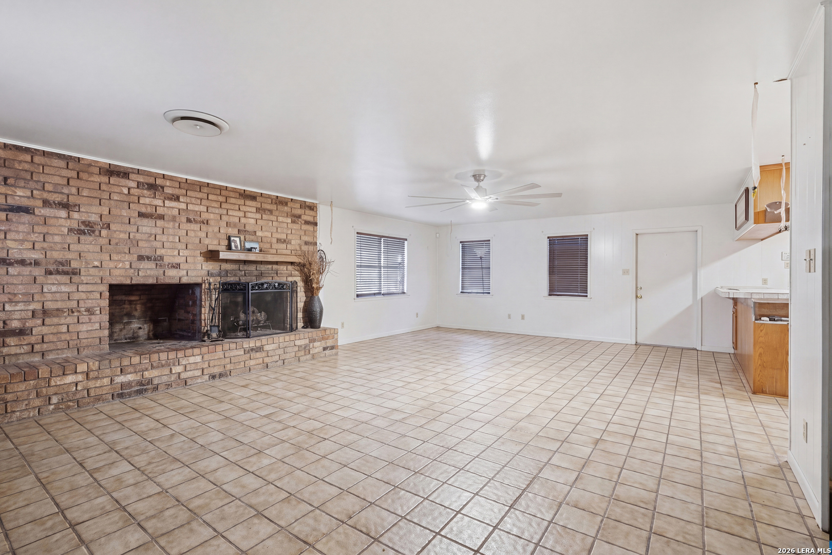 3777 San Marcos — photo 1