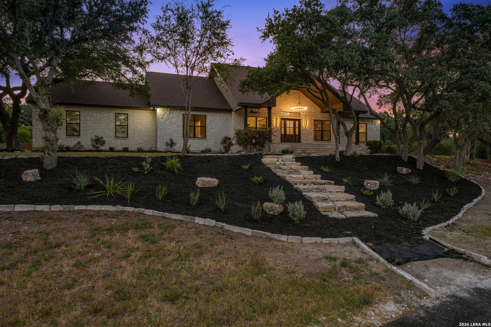 130 Spring Hill Dr — photo 1