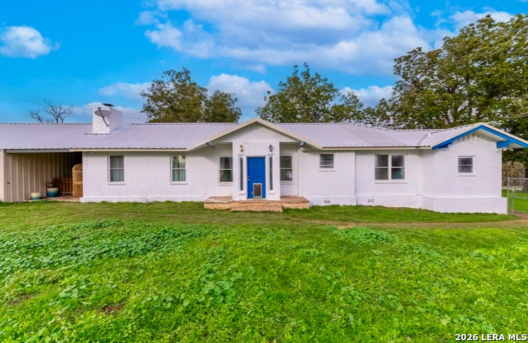 2702 Blue Creek Rd — photo 1