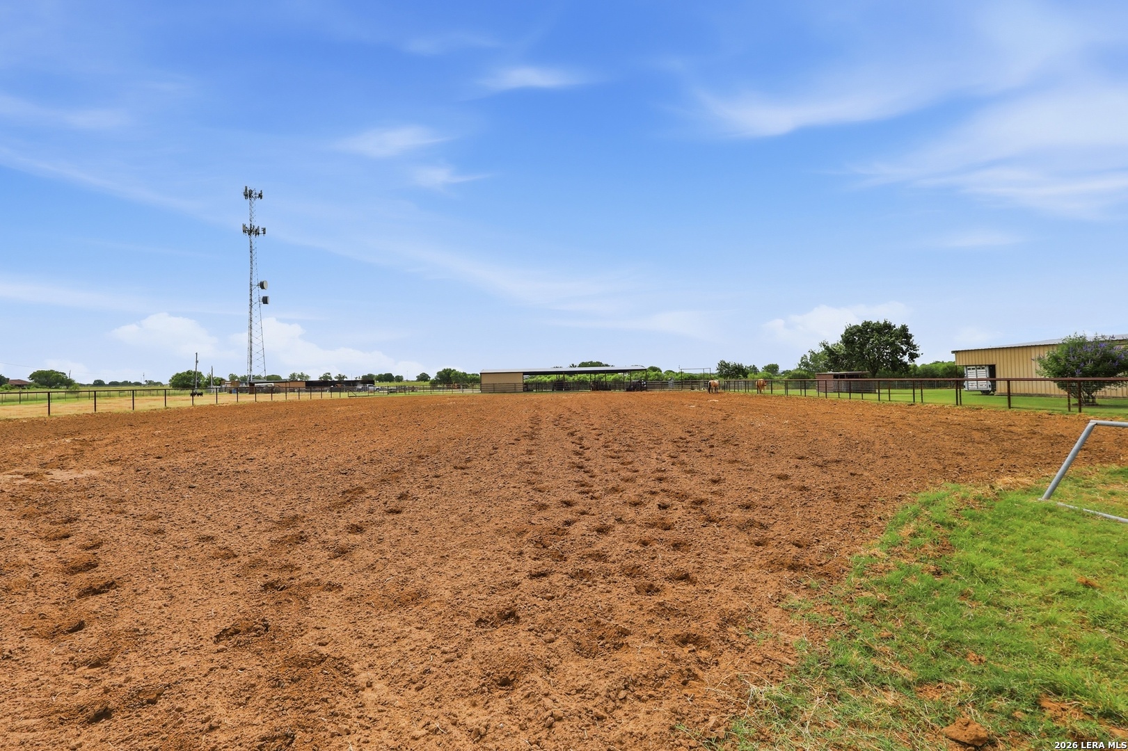 10085 FM 775 — photo 1