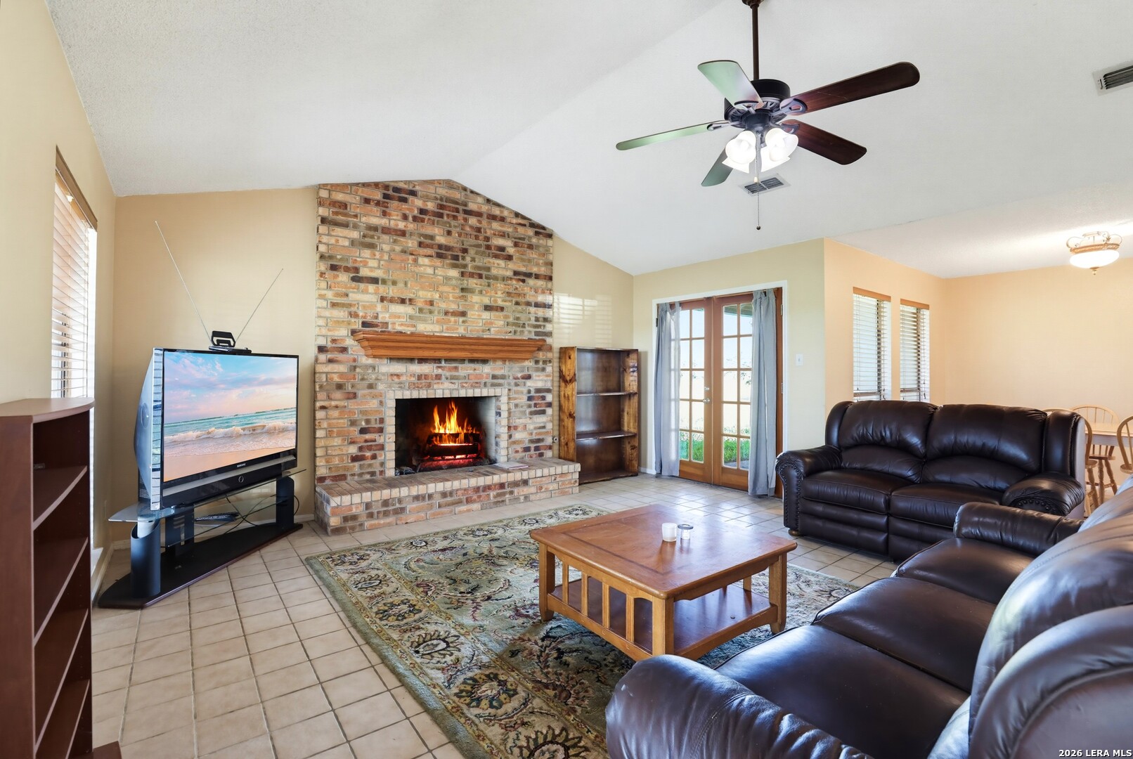 340 Joy Dr — photo 1