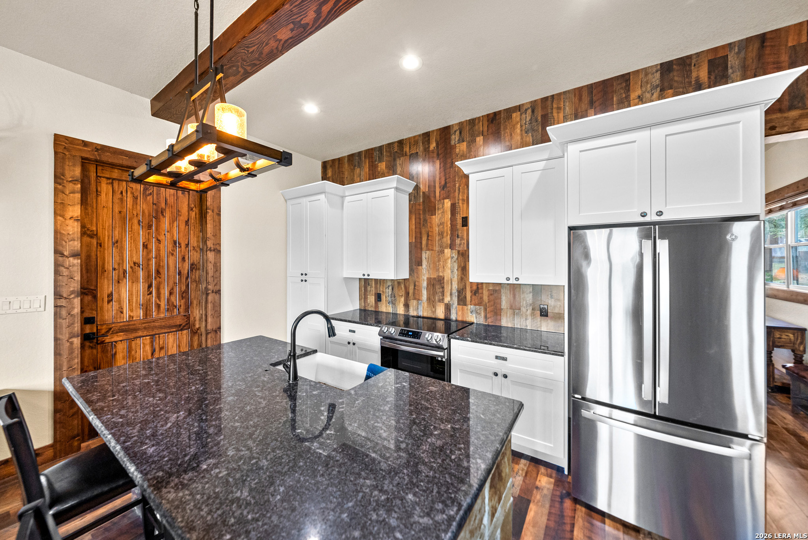 238 Sabinas Creek Ranch Rd — photo 1