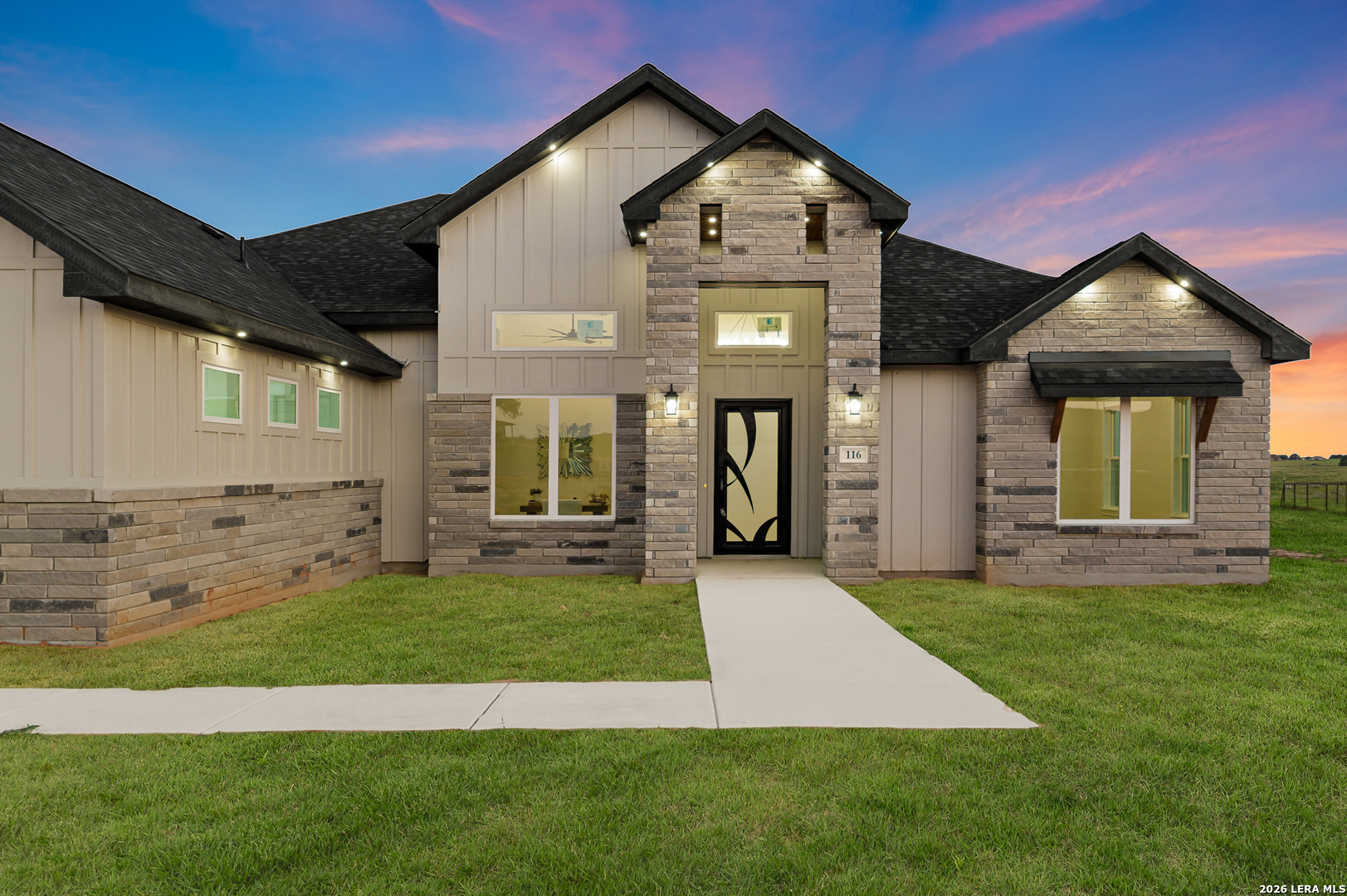 116 Pioneer Dr — photo 1
