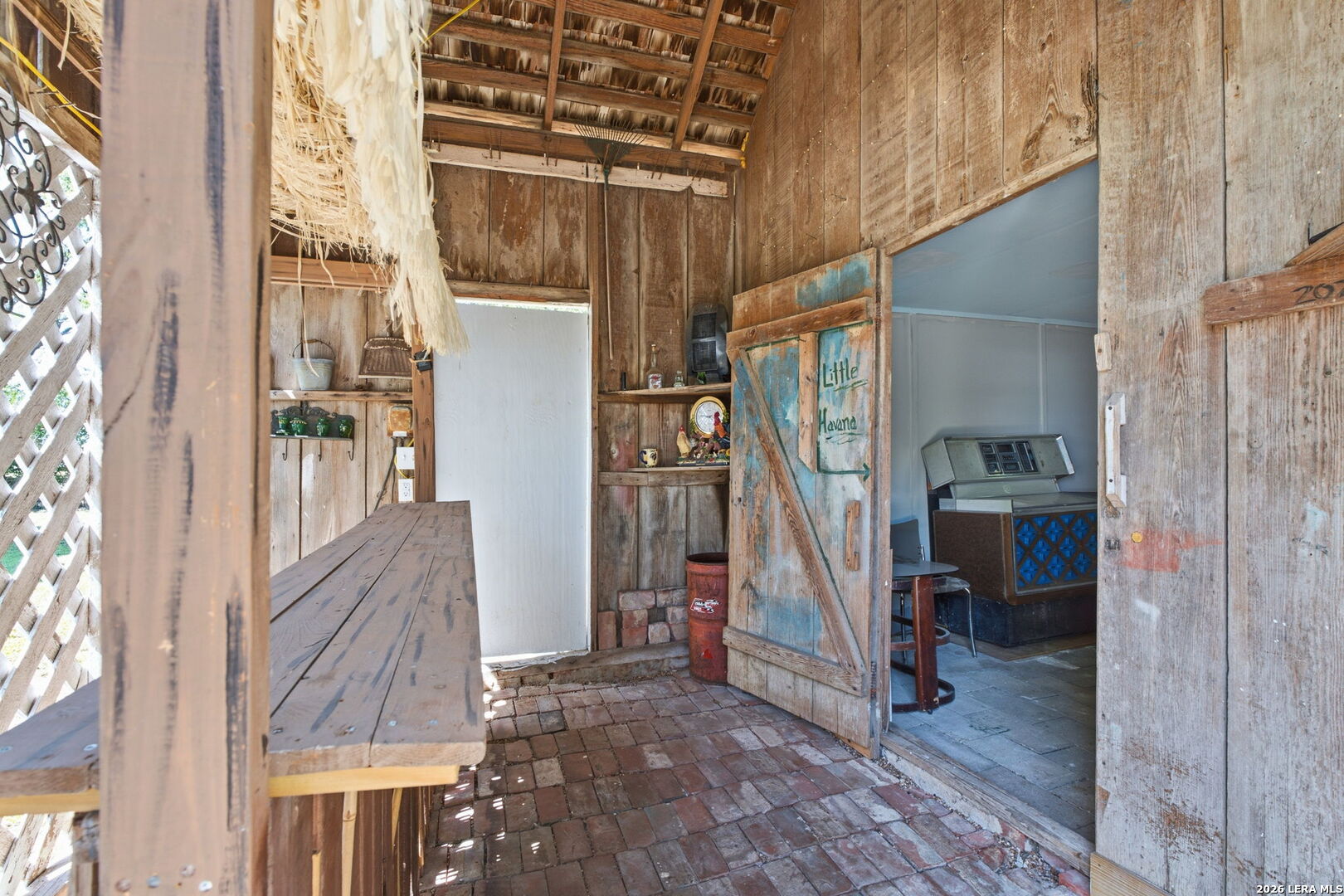 Photo 7