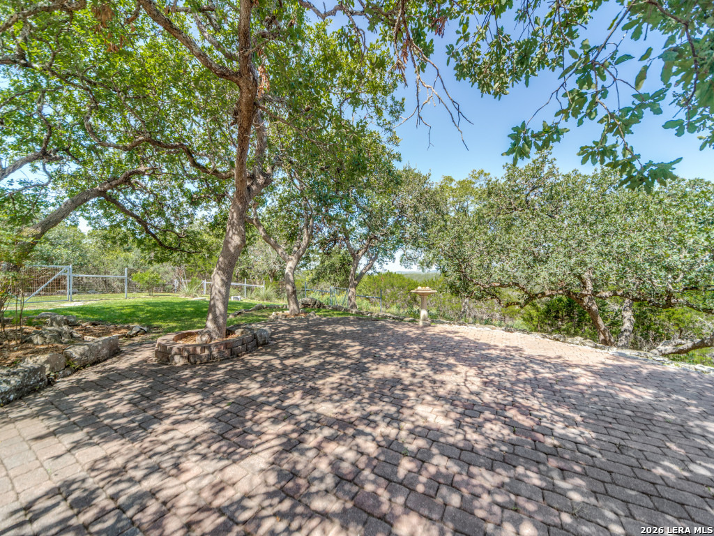 403 Deep Hollow Dr — photo 1