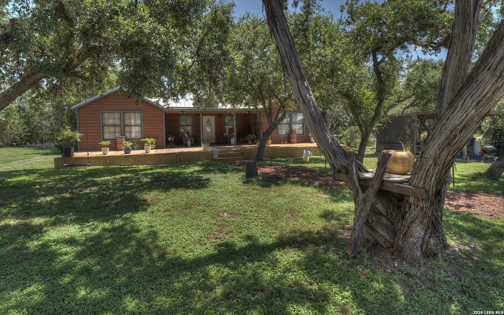 140 Patterson Drive — photo 1