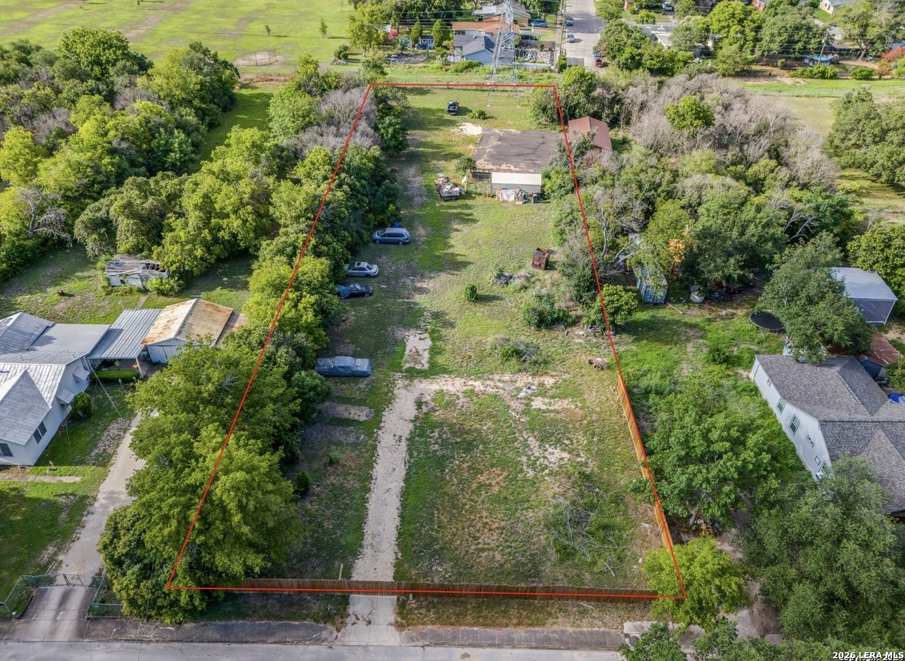 958 Holmgreen Rd — photo 1