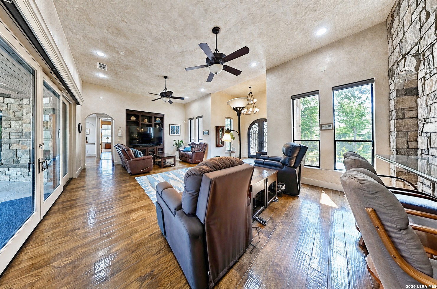2131 Owl Branch — photo 1