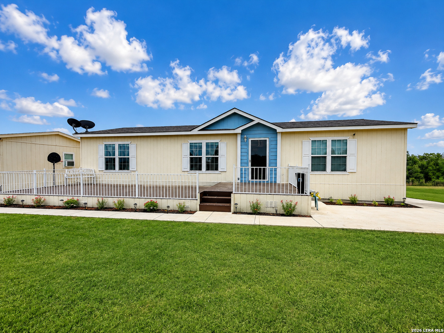 156 County Road 7752 — photo 1