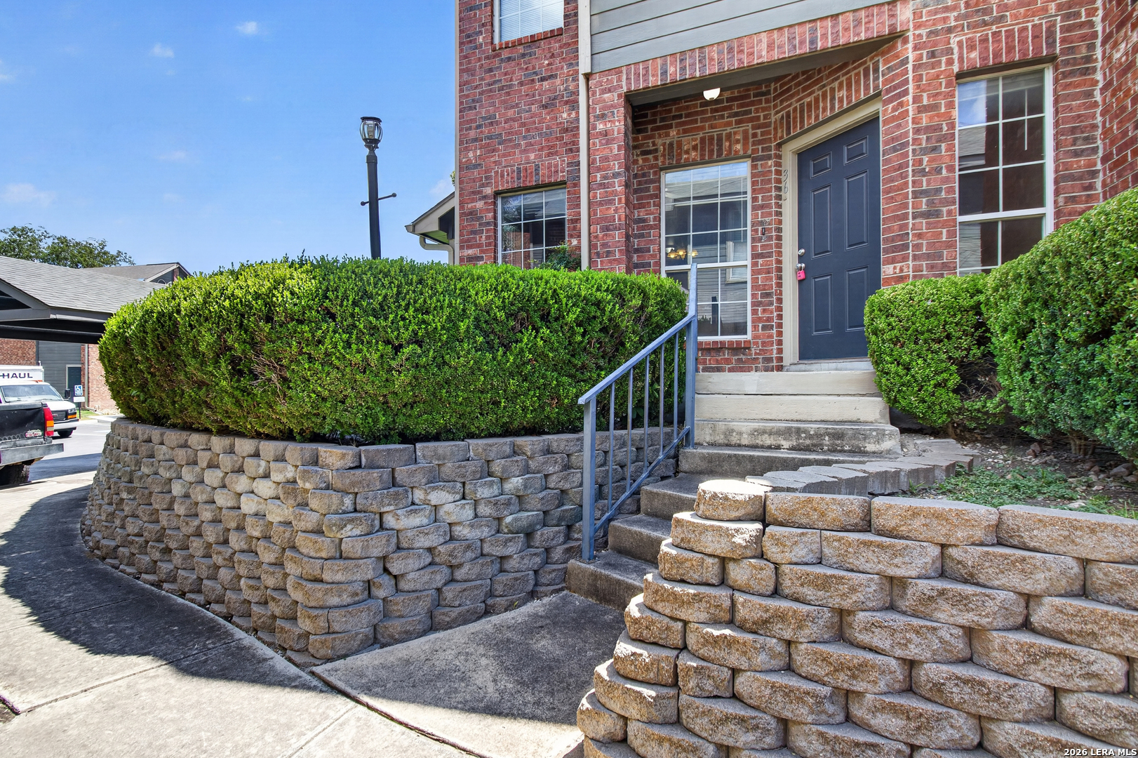 36 Chapel Hill Cir — photo 1