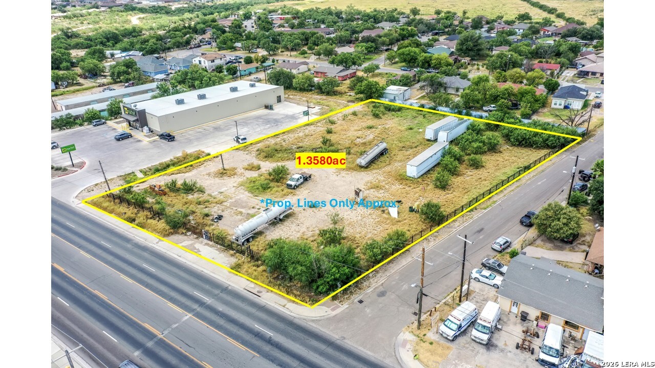 2719 Del Rio Blvd — photo 1