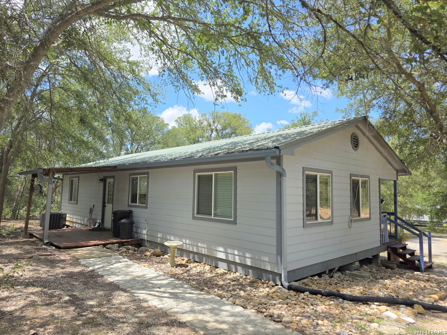 1724 Old Lehmann Rd — photo 1
