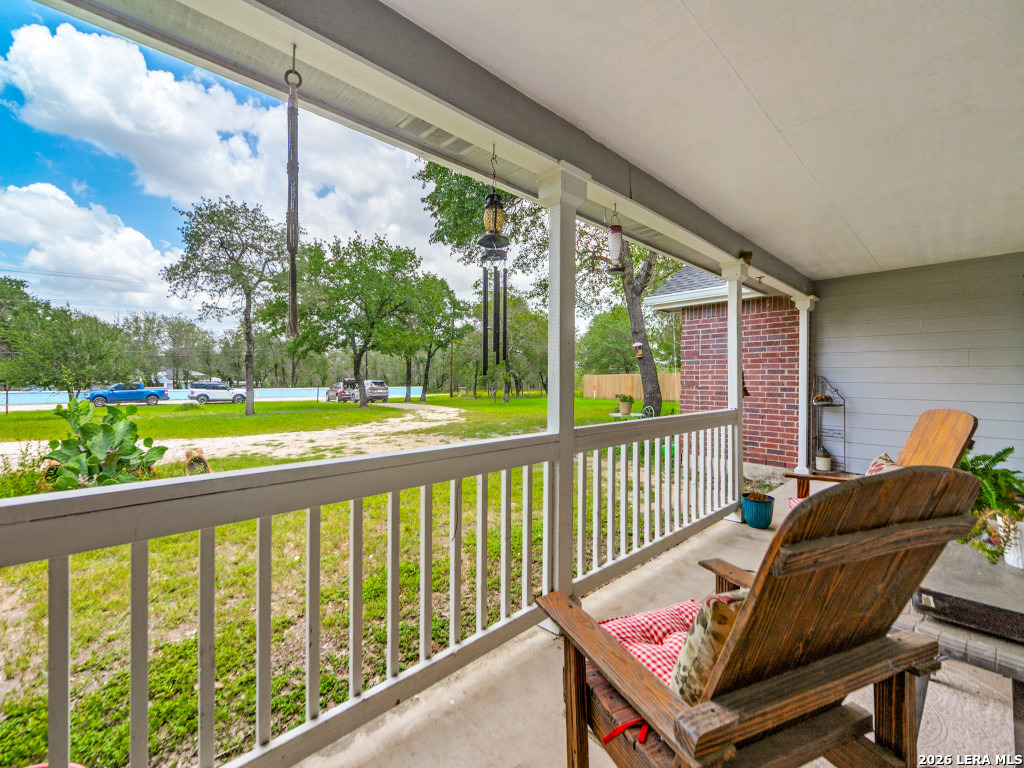 335 Spur Rdg — photo 1