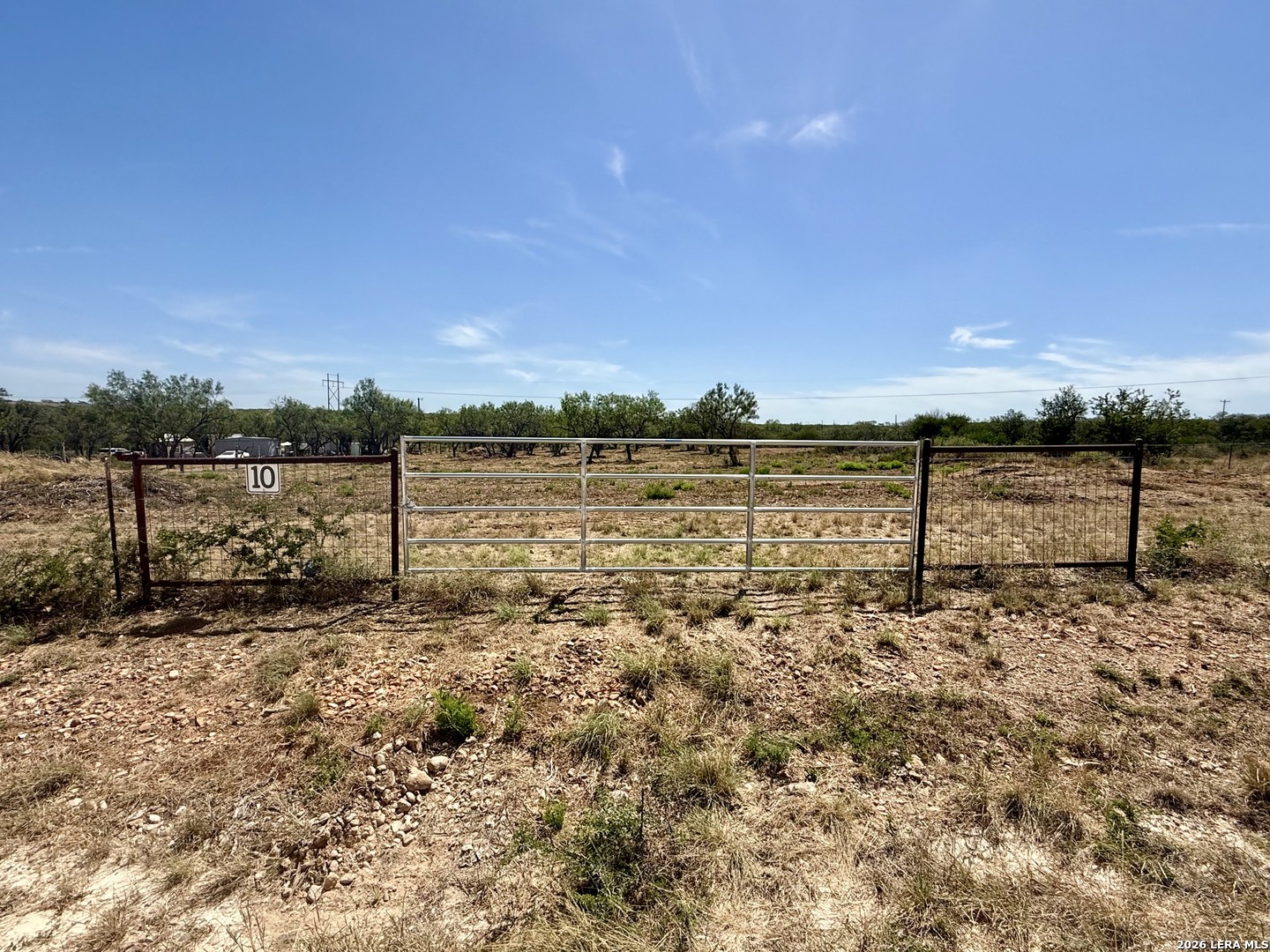 103 County Road 1670 — photo 1