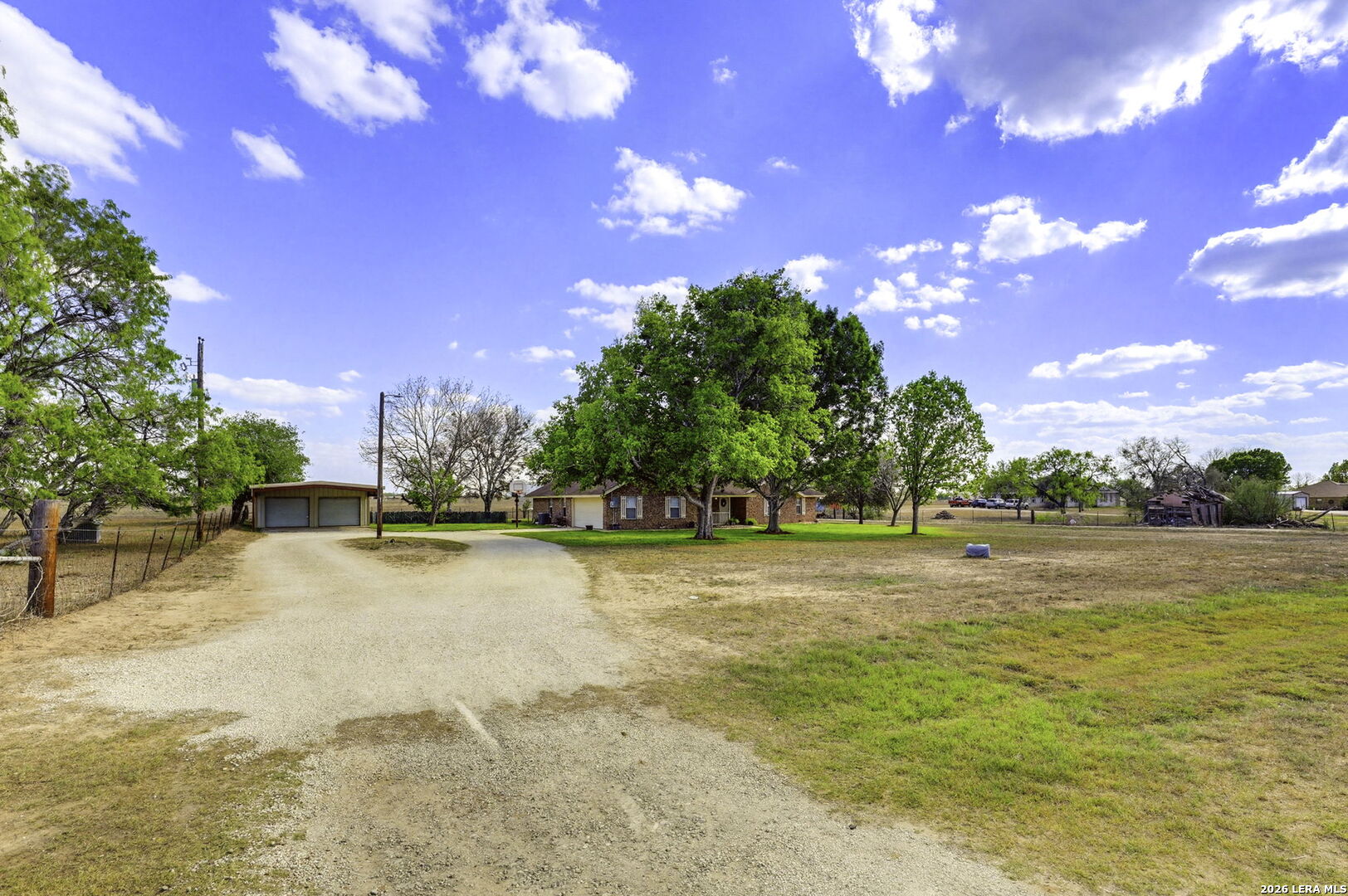 8416 FM 541 — photo 1