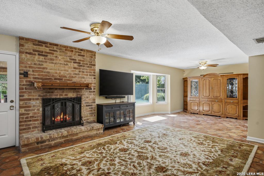 28126 Bonn Mountain St — photo 1