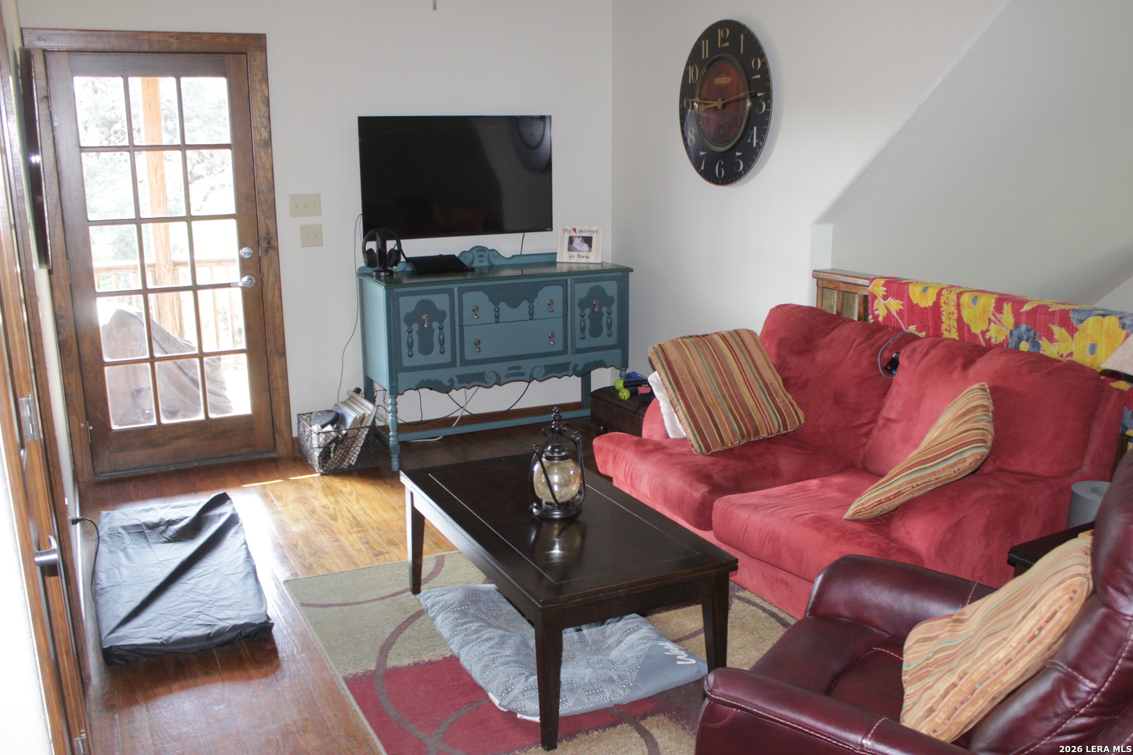 Photo 3