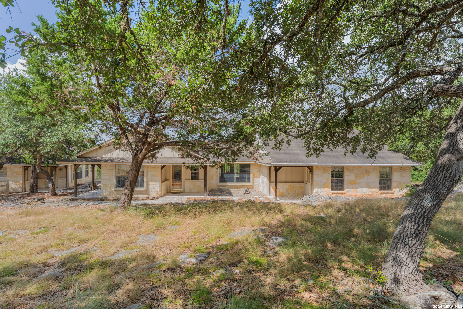 141 Drew Ln — photo 1