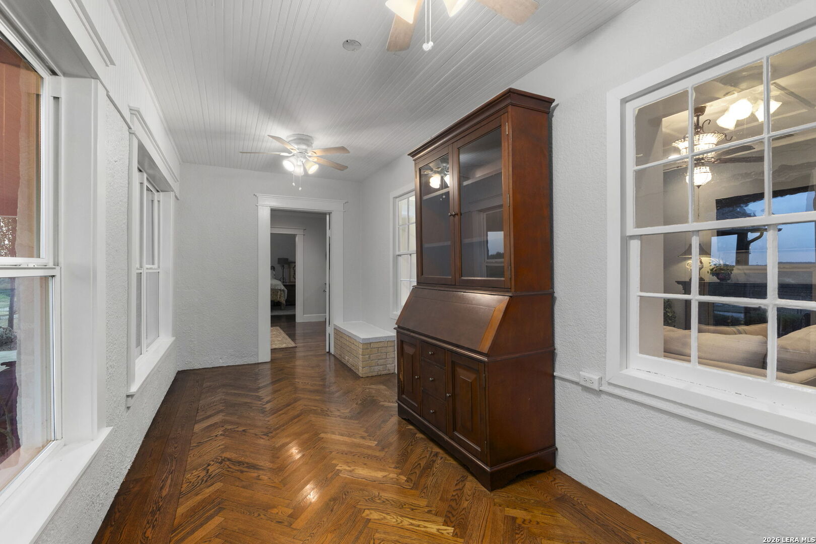 2825 Ammann Rd — photo 1