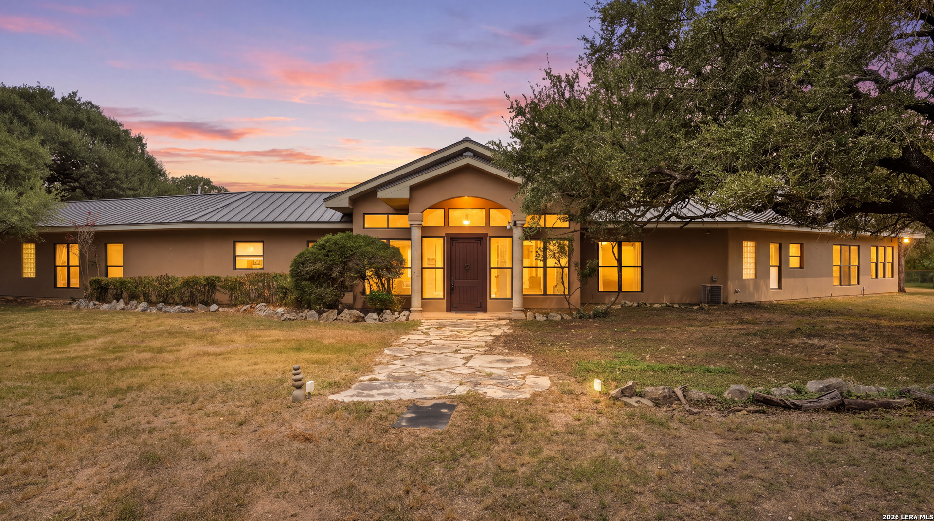 4025 Marion Rd — photo 1