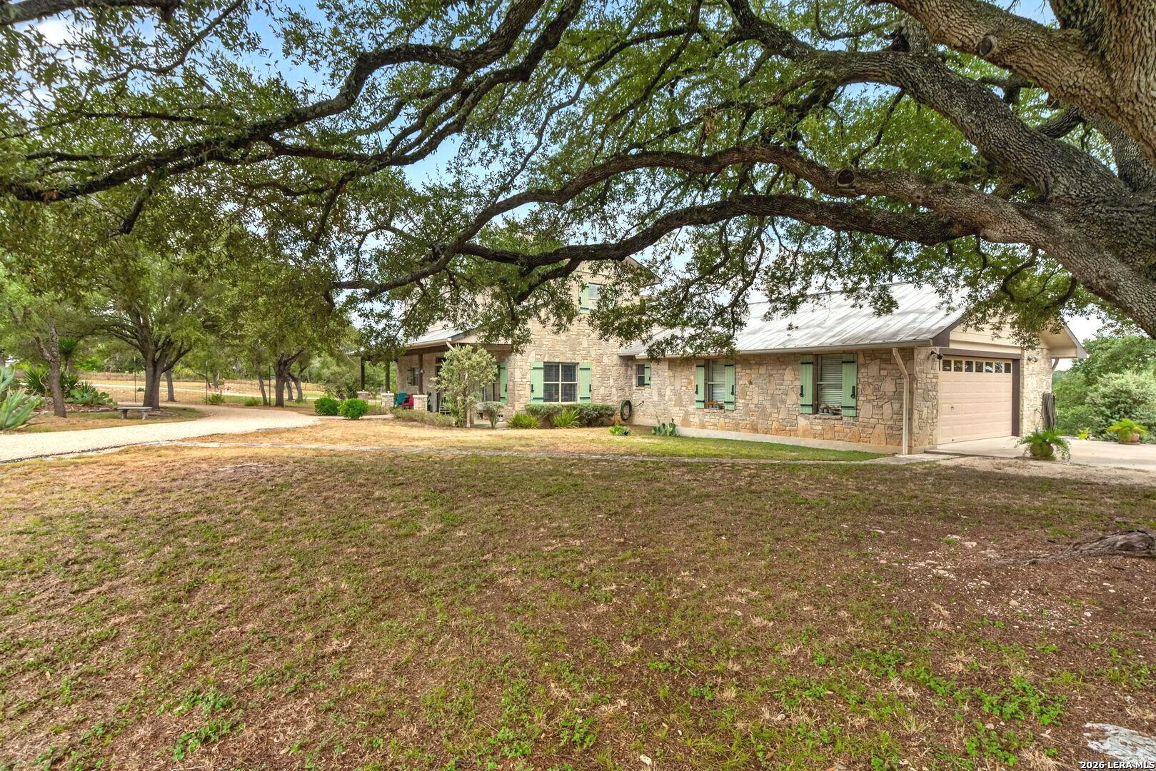 1348 Live Oak Rdg — photo 1