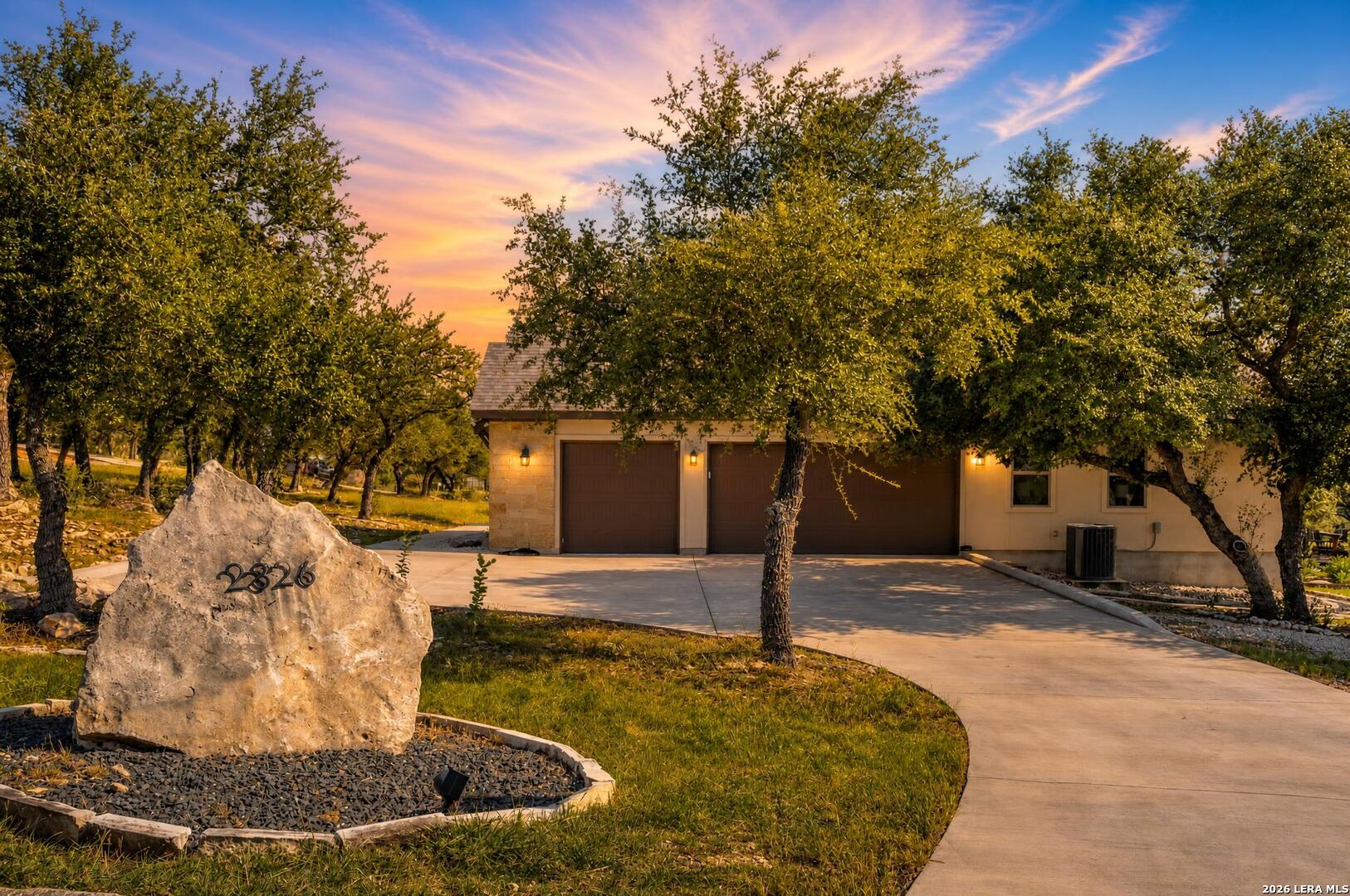 2326 Cascada Pkwy — photo 1