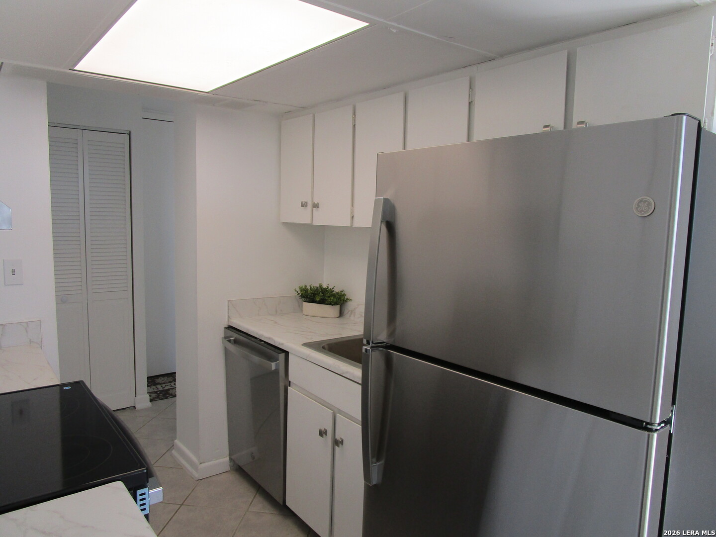 7039 San Pedro Ave — photo 1