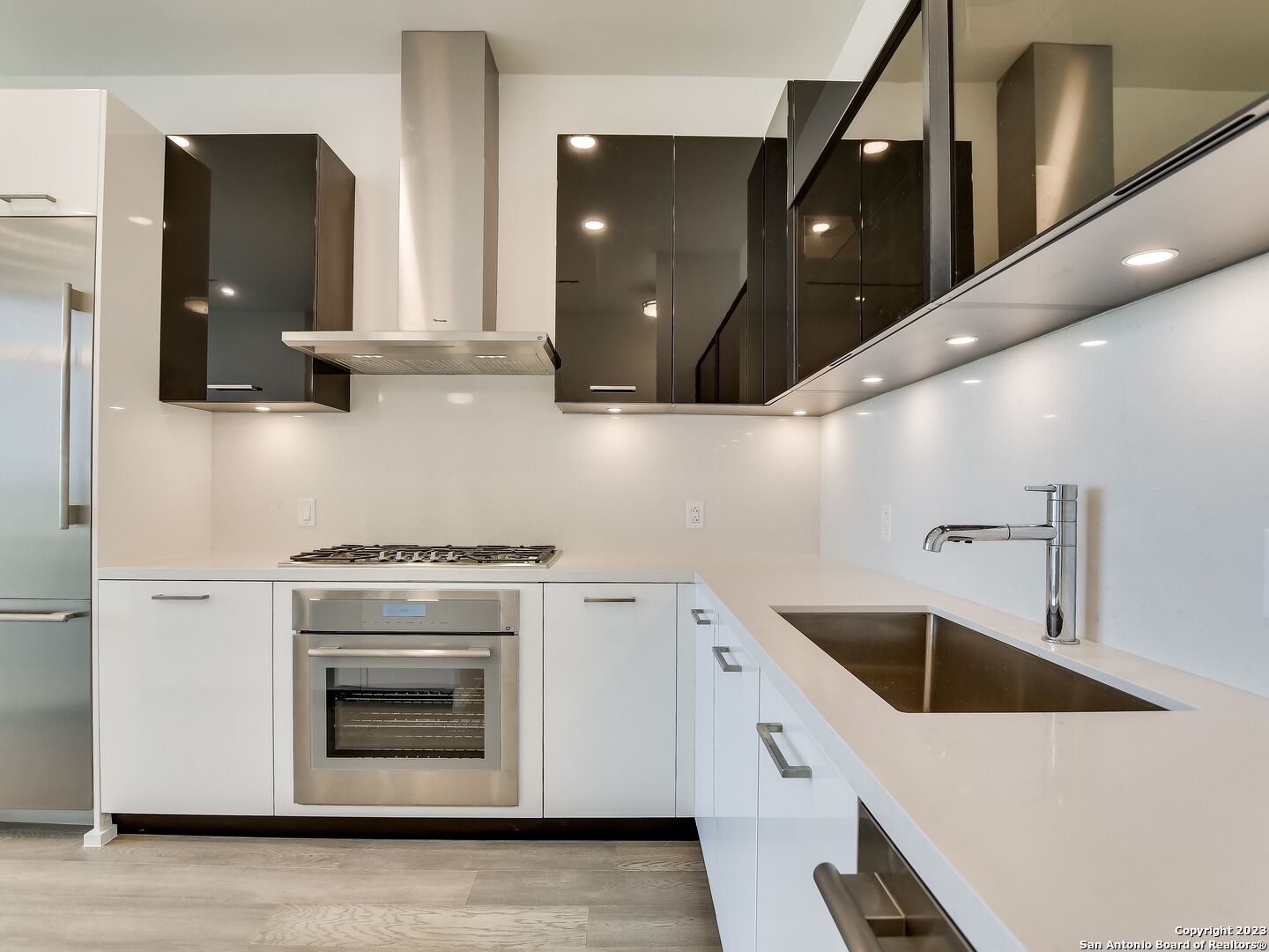 123 Lexington Ave — photo 1