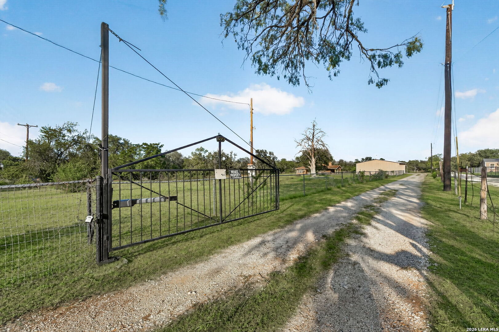 13450 Wheeler Rd — photo 1