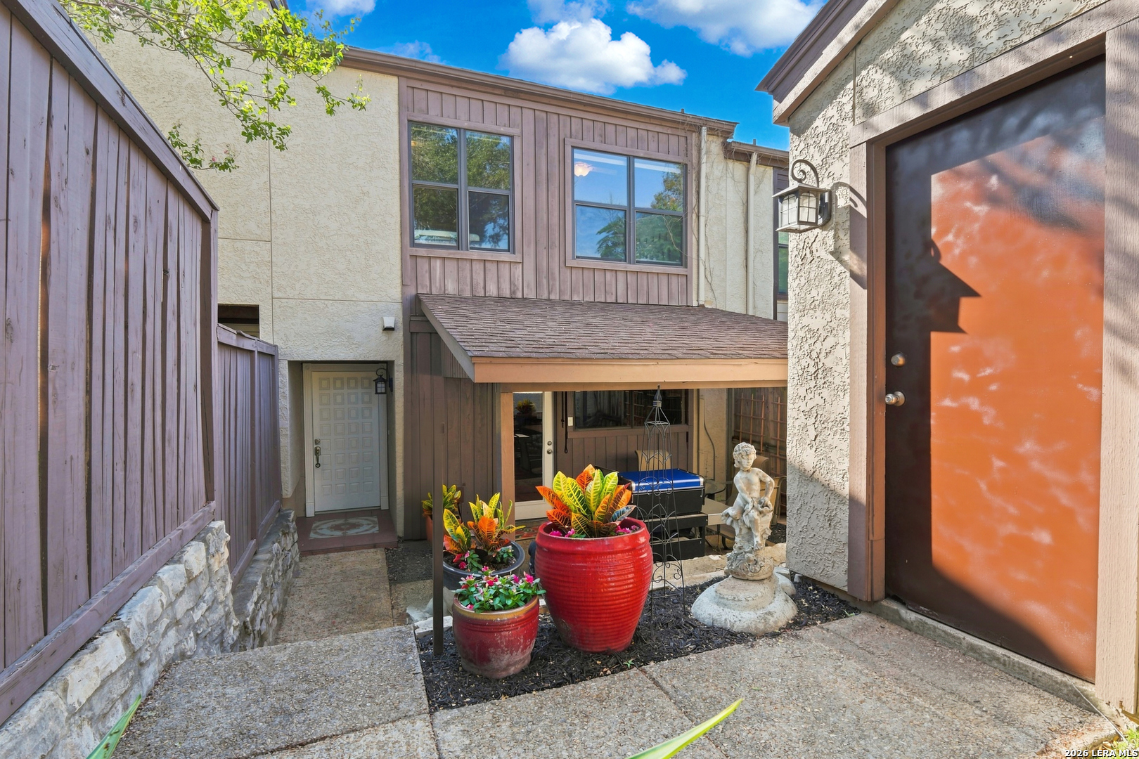 8000 Donore Pl — photo 1