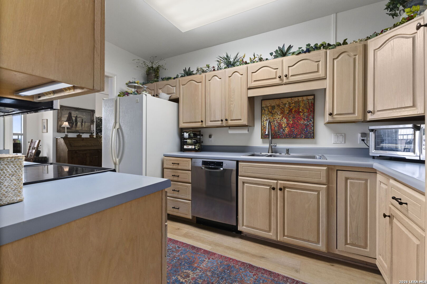 1 Towers Park Ln — photo 1