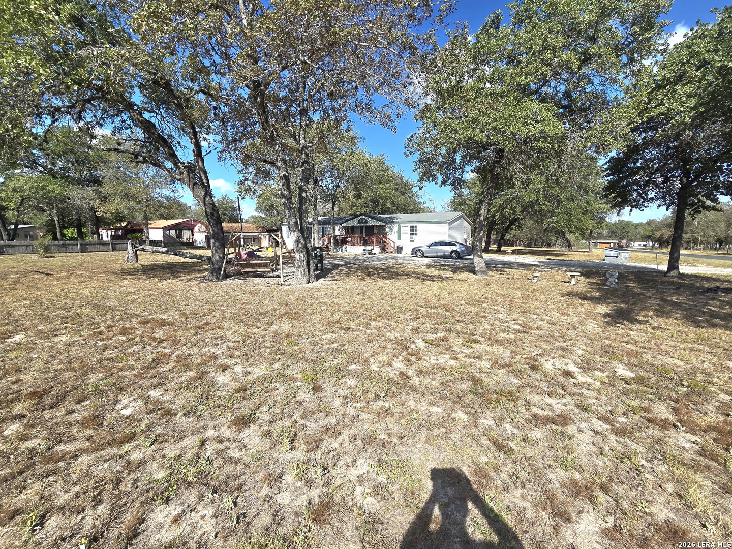 2011 Hickory Way — photo 1
