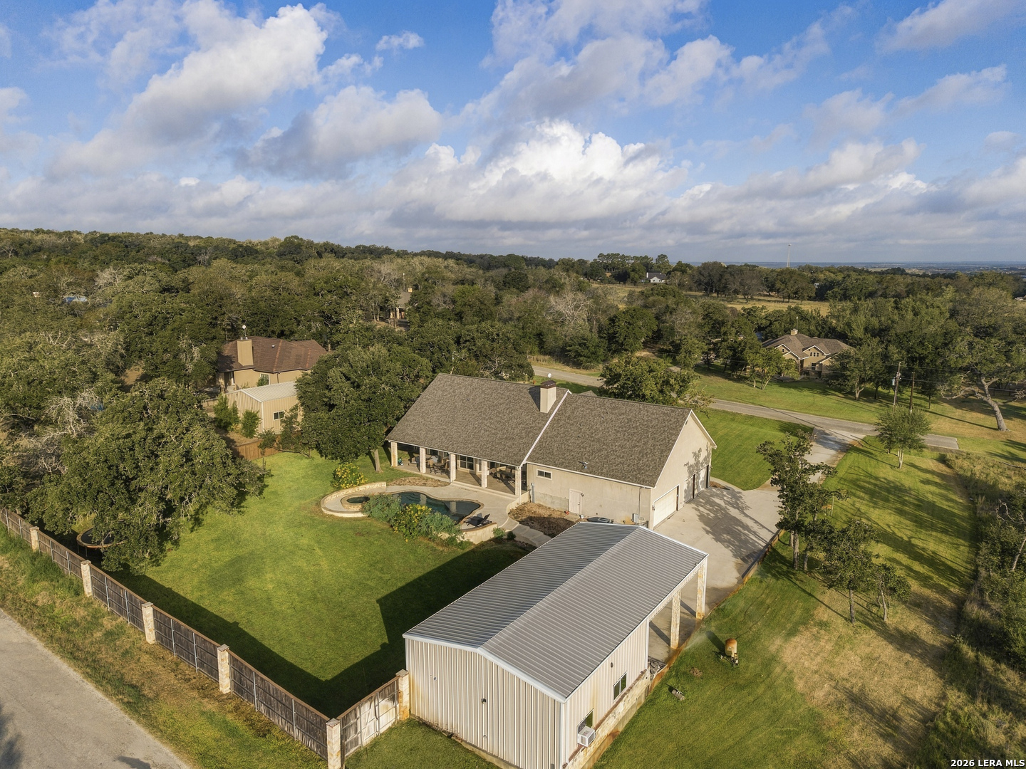 120 Hidden Forest Dr — photo 1